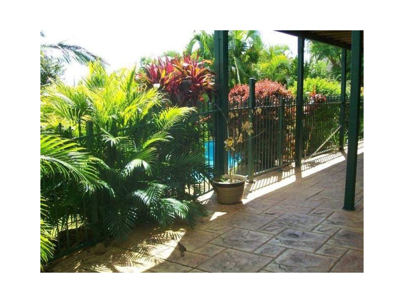 21 Kintyre Crescent, Banora Point NSW 2486