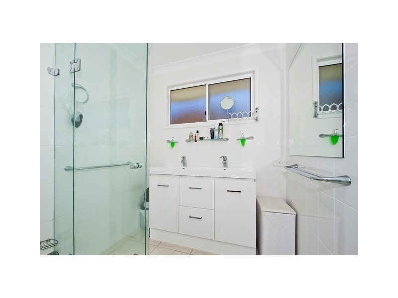 90 Lakeview Tce, Bilambil Heights NSW 2486