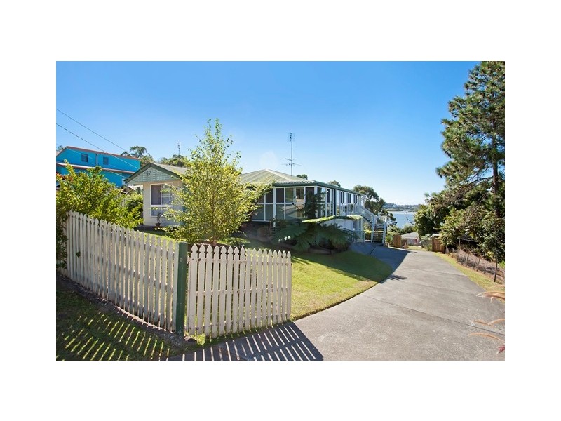 90 Lakeview Tce, Bilambil Heights NSW 2486