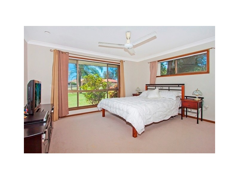 1/2 Red Bass Ave, Tweed Heads NSW 2485