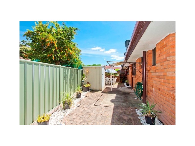 1/2 Red Bass Ave, Tweed Heads NSW 2485