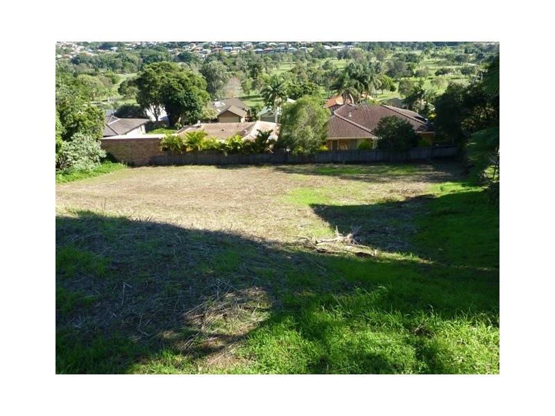 3 Castlecrag Ave, Banora Point NSW 2486