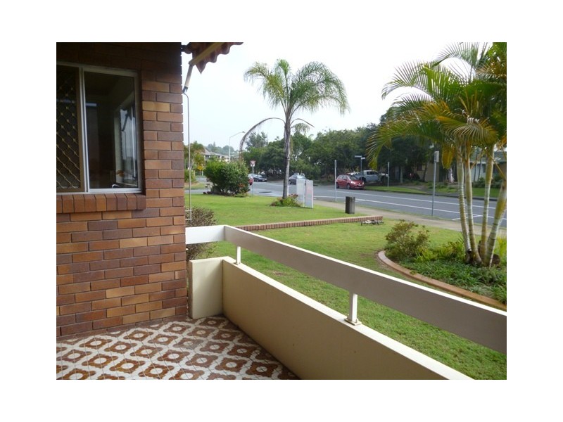 2/8 Solander ST, Tweed Heads NSW 2485