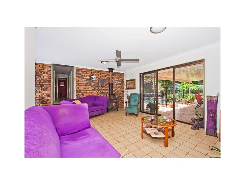 6 Toolona Ave, Banora Point NSW 2486