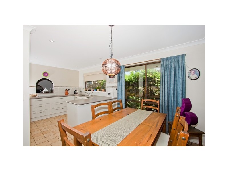 6 Toolona Ave, Banora Point NSW 2486