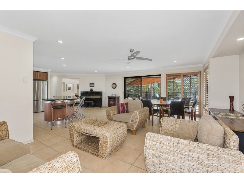 23 Daintree Close, Banora Point NSW 2486
