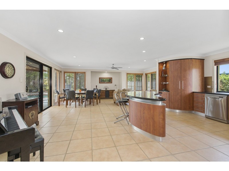 23 Daintree Close, Banora Point NSW 2486