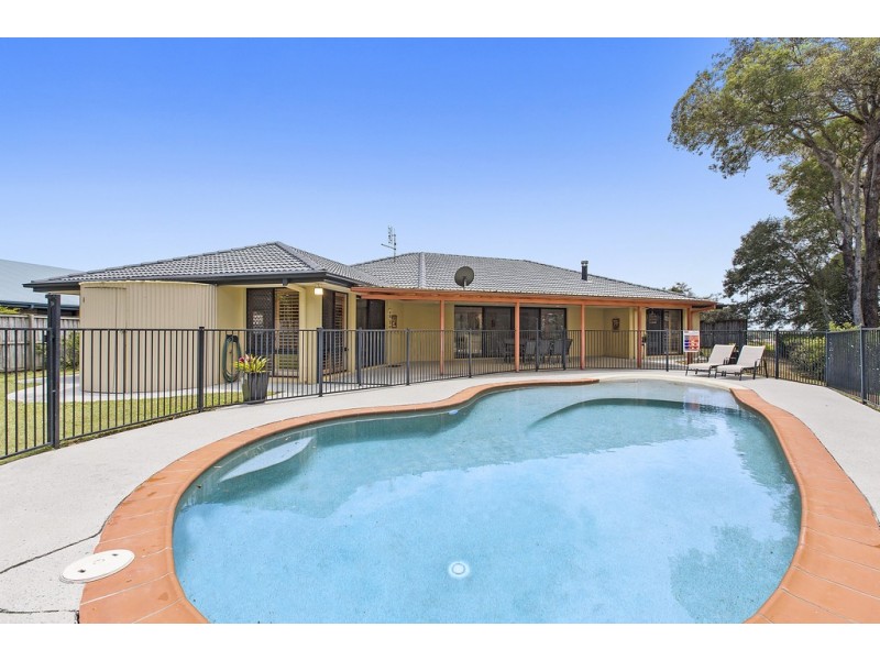 23 Daintree Close, Banora Point NSW 2486