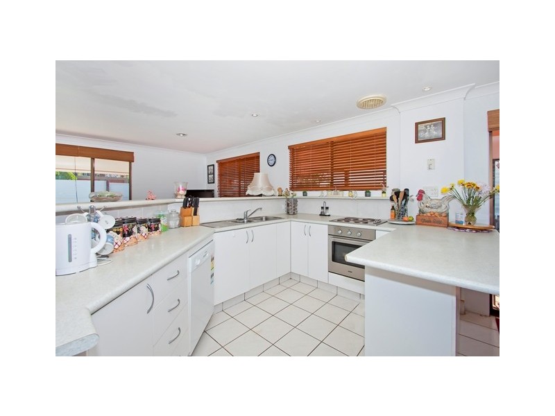 6 Yvonne Cr, Bilambil Heights NSW 2486
