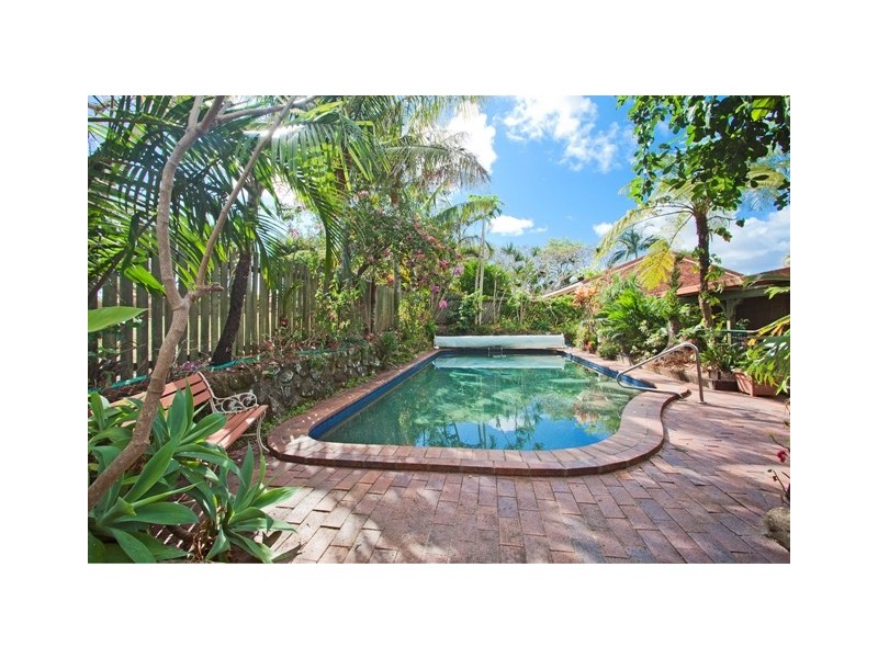 17 Elm Pl, Banora Point NSW 2486