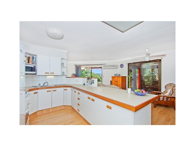 17 Elm Pl, Banora Point NSW 2486