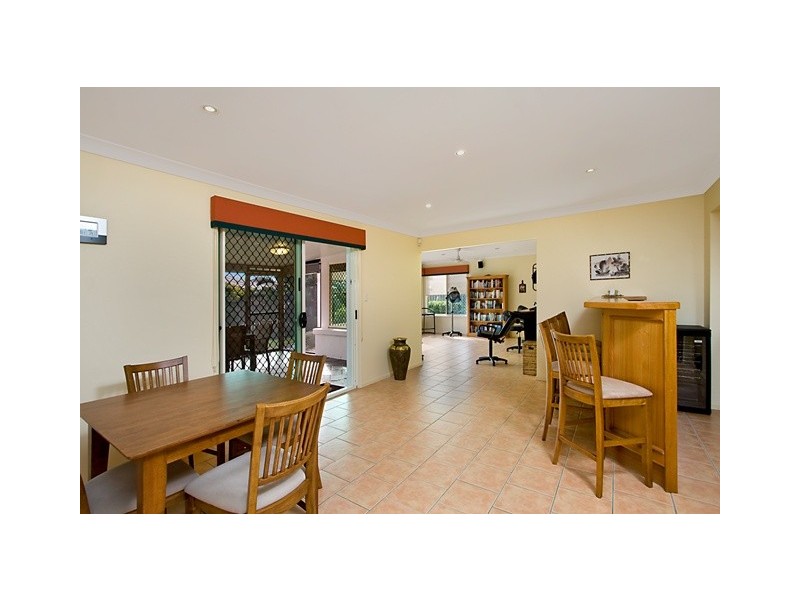 1 New Farm Pl, Banora Point NSW 2486