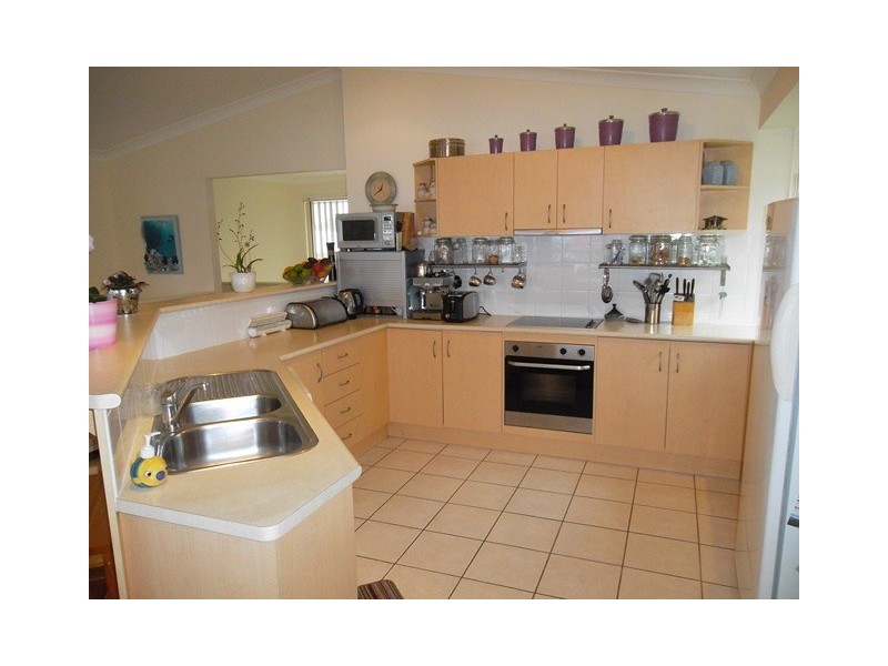 30 Bione Ave, Banora Point NSW 2486