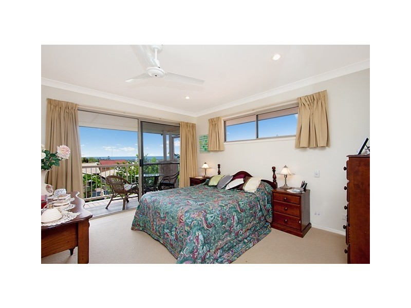 30 Bione Ave, Banora Point NSW 2486