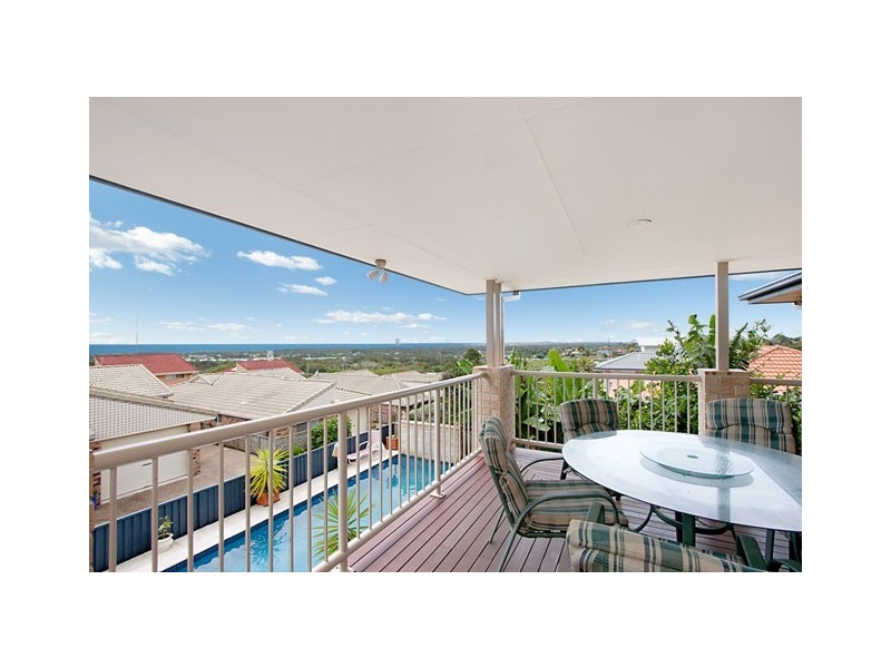 30 Bione Ave, Banora Point NSW 2486