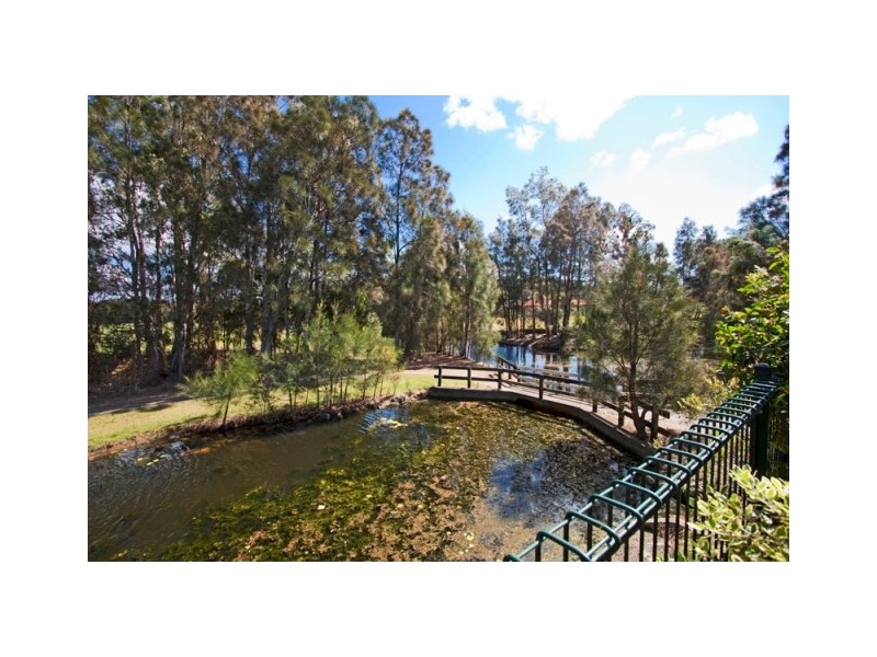 2 / 33 Foxhill Pl, Banora Point NSW 2486