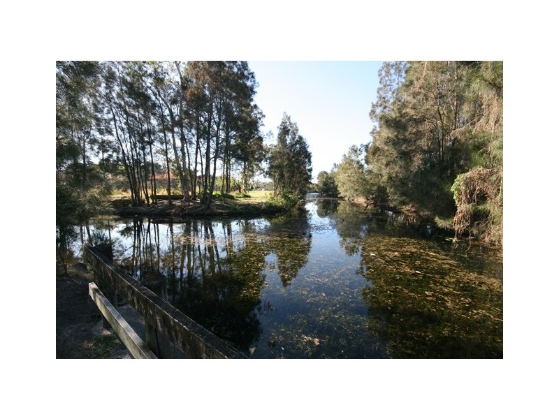 2 / 33 Foxhill Pl, Banora Point NSW 2486