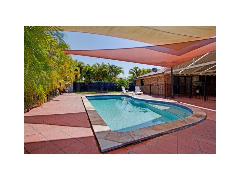 5 Birkdale Court, Banora Point NSW 2486