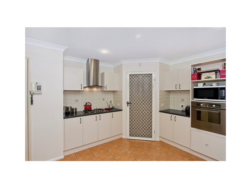 5 Birkdale Court, Banora Point NSW 2486