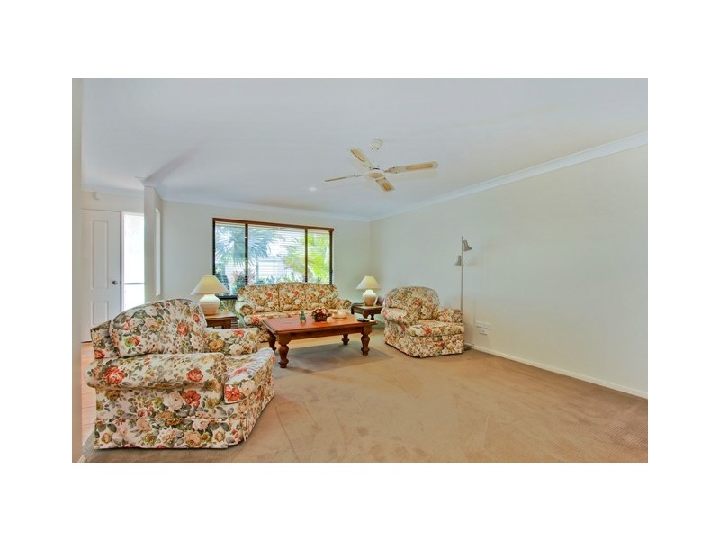 5 Birkdale Court, Banora Point NSW 2486