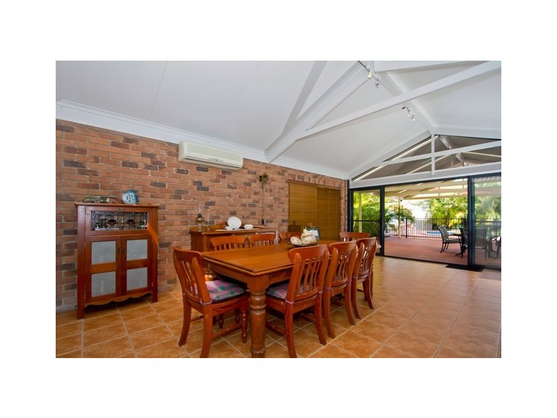 5 Birkdale Court, Banora Point NSW 2486