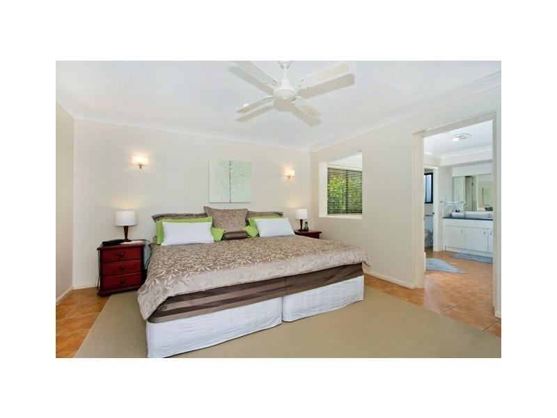 5 Birkdale Court, Banora Point NSW 2486