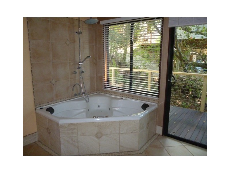 52 Lakeview Tce, Bilambil Heights NSW 2486