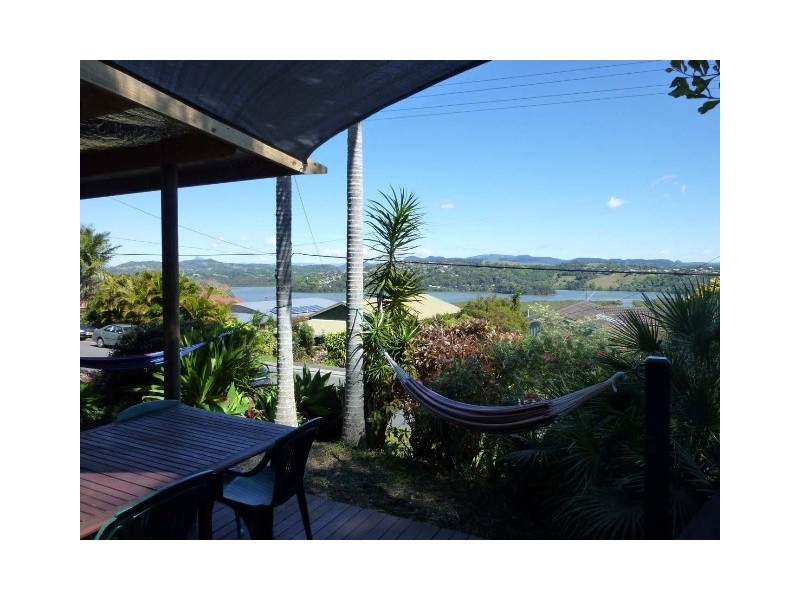 71 Hillcrest Avenue, Tweed Heads South NSW 2486