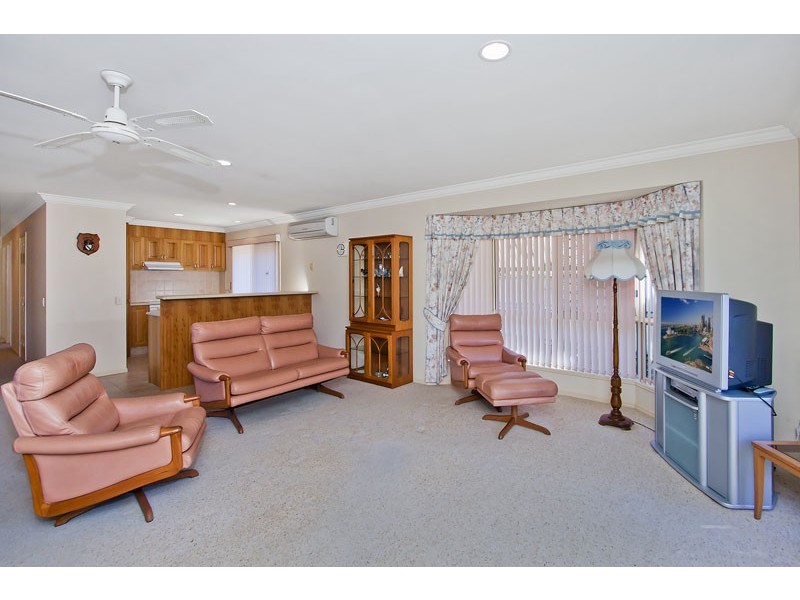 2/90 Caloola DR, Tweed Heads NSW 2485