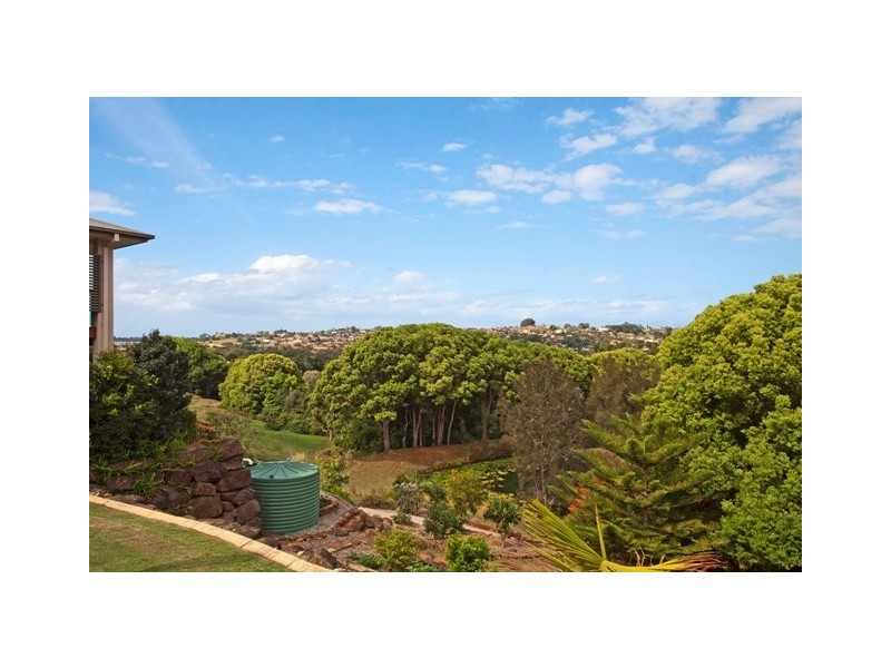 92 Ash Dr, Banora Point NSW 2486