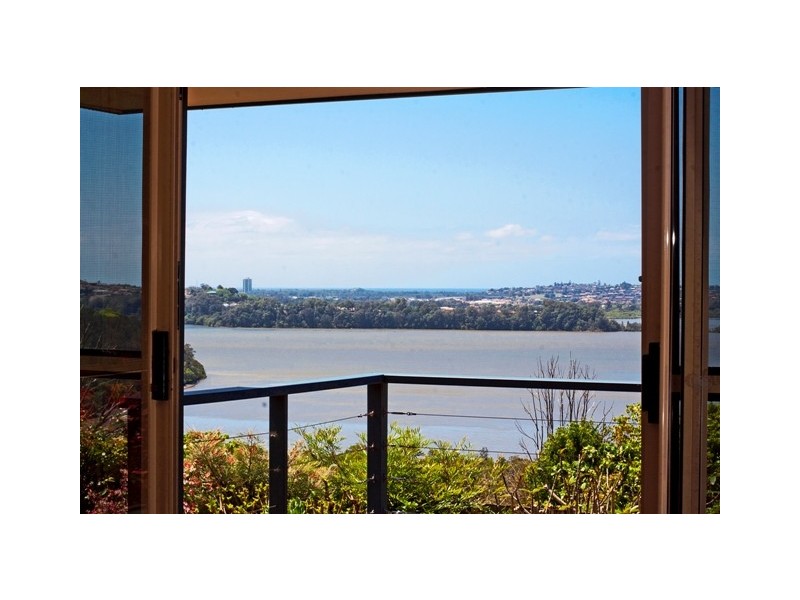 4 Lake Tahoe Dr, Bilambil Heights NSW 2486