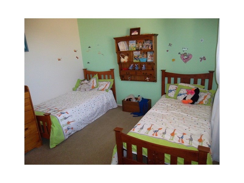 4 Lake Tahoe Dr, Bilambil Heights NSW 2486