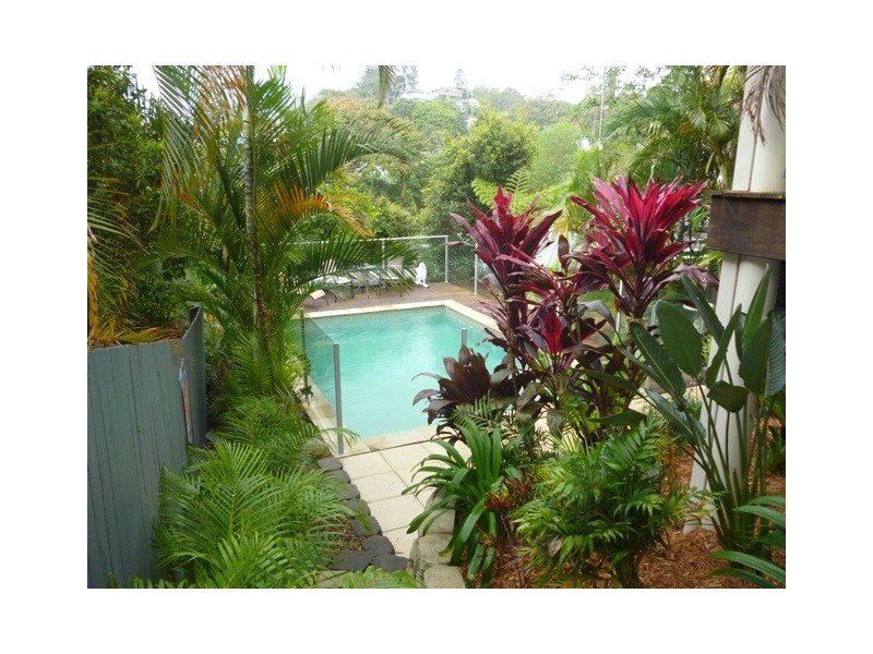 36 Tweed St, Coolangatta QLD 4225