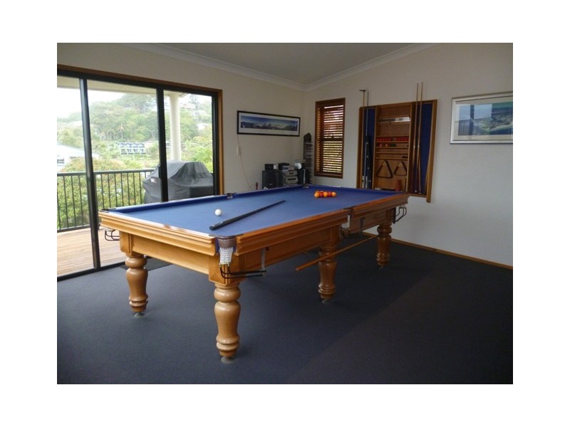 36 Tweed St, Coolangatta QLD 4225