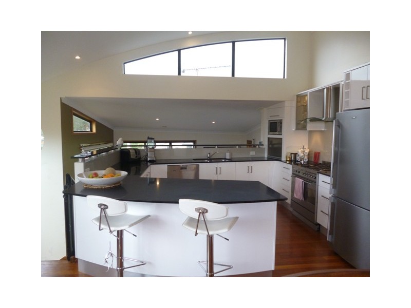 36 Tweed St, Coolangatta QLD 4225