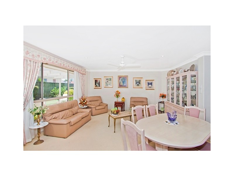 61 Franklin St, Banora Point NSW 2486