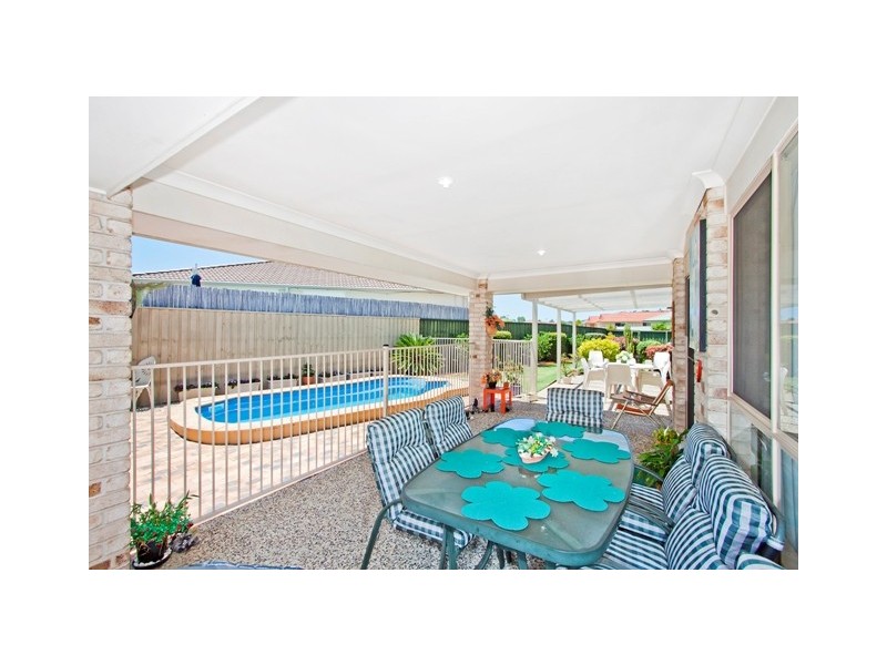 61 Franklin St, Banora Point NSW 2486