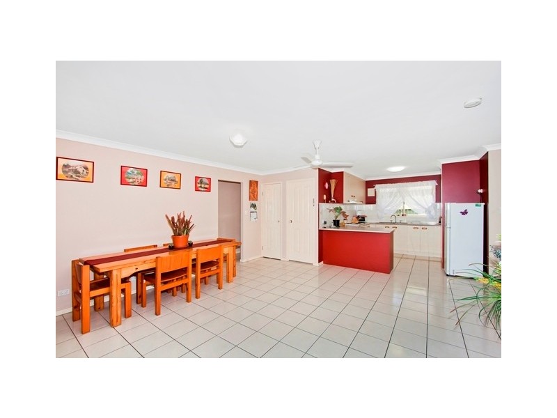 54 Honeymyrtle Dr, Banora Point NSW 2486