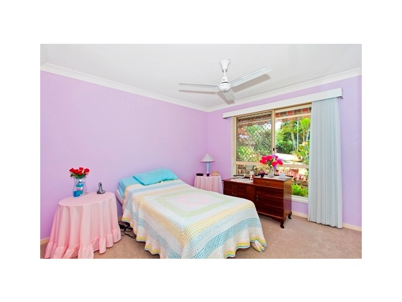 54 Honeymyrtle Dr, Banora Point NSW 2486