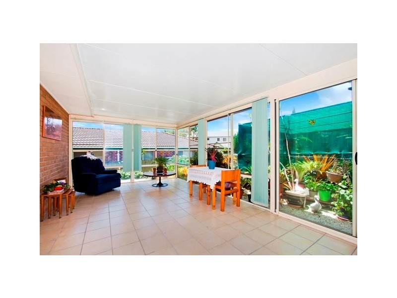 54 Honeymyrtle Dr, Banora Point NSW 2486