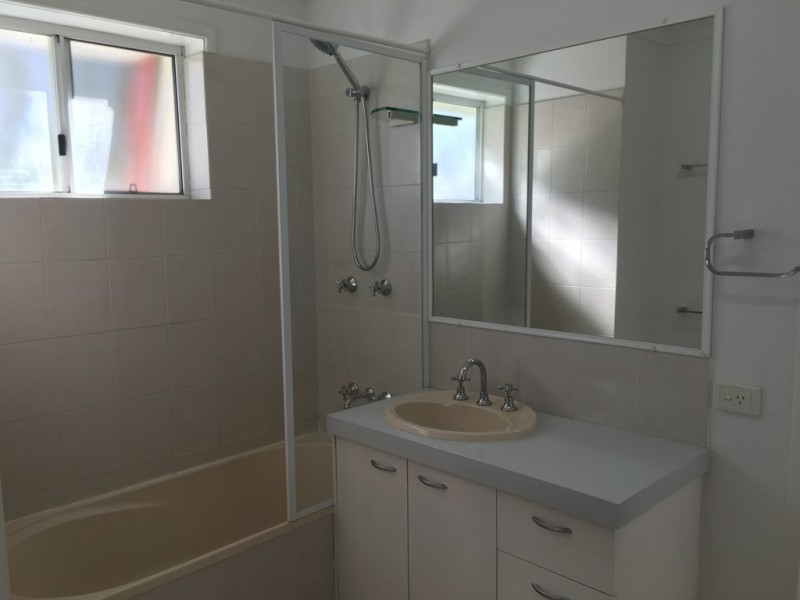 17/54 Dutton Street, Coolangatta QLD 4225