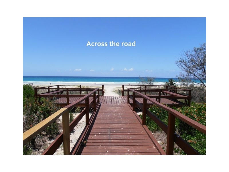 1 / 200 Pacific Parade, Bilinga QLD 4225