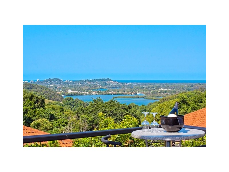 2 / 4 Simpson Dr, Bilambil Heights NSW 2486