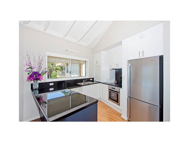 2 / 4 Simpson Dr, Bilambil Heights NSW 2486