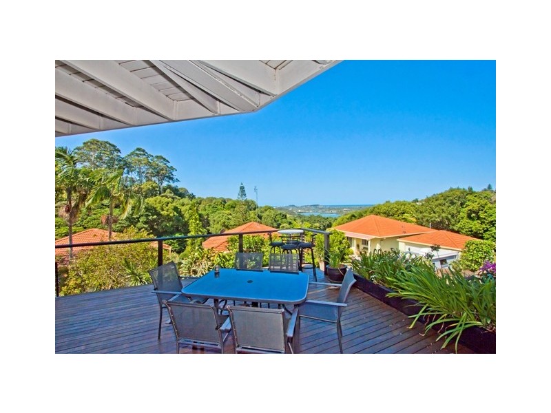 2 / 4 Simpson Dr, Bilambil Heights NSW 2486
