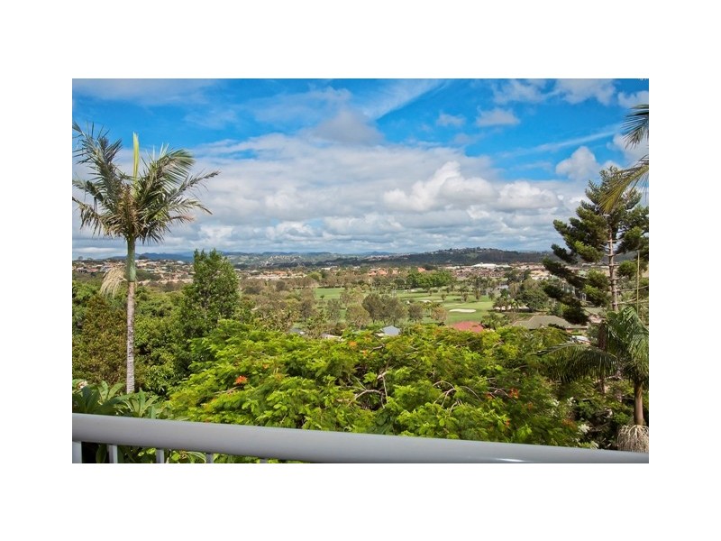 31 Castlecrag Ave, Banora Point NSW 2486