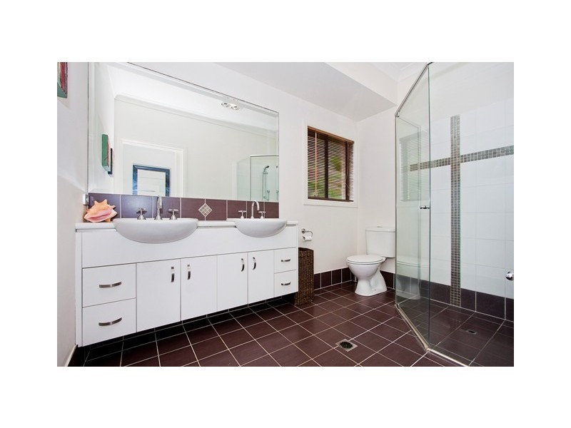 26 Buncrana Tce, Banora Point NSW 2486