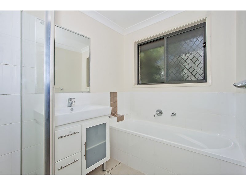 22 Glauca St, Burleigh Heads QLD 4220