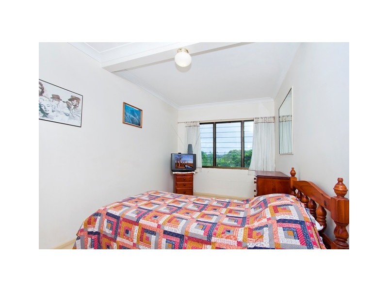 2 Lakeview Pde, Tweed Heads South NSW 2486