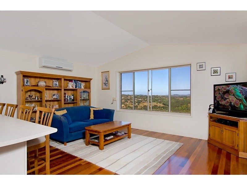 22 Snowgum Dr, Bilambil Heights NSW 2486